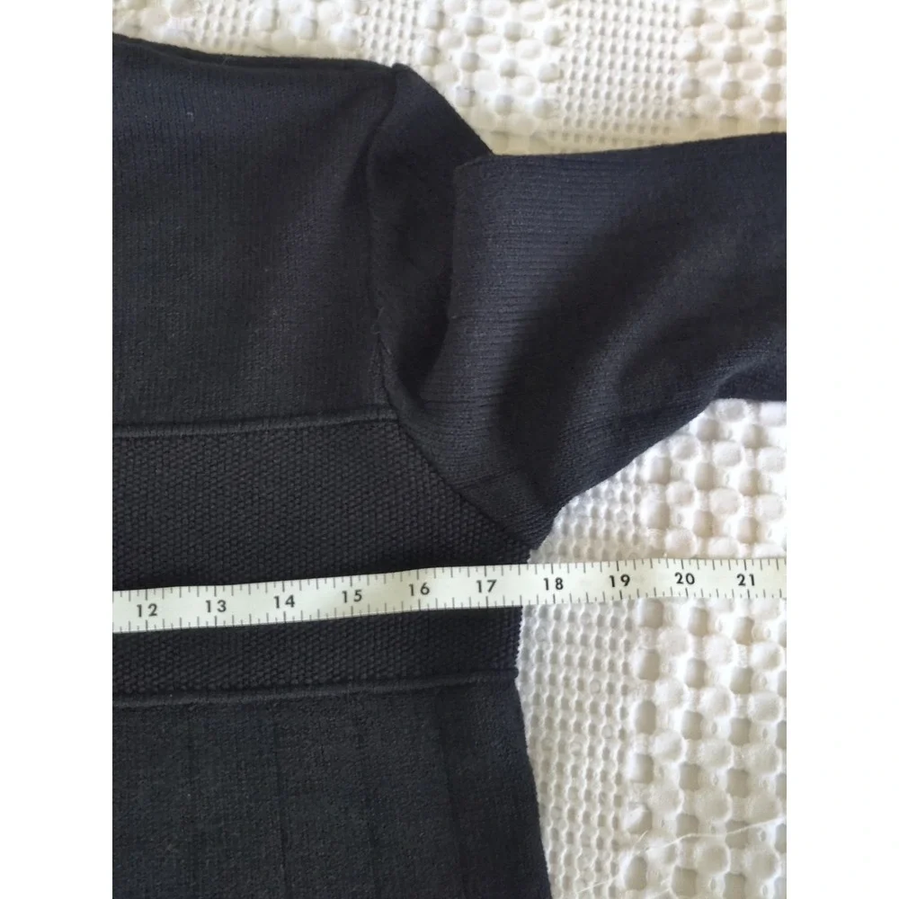 St John Basics Santana Knit Sweater Small Black Ribbed Pullover Side Slit 3/4‎